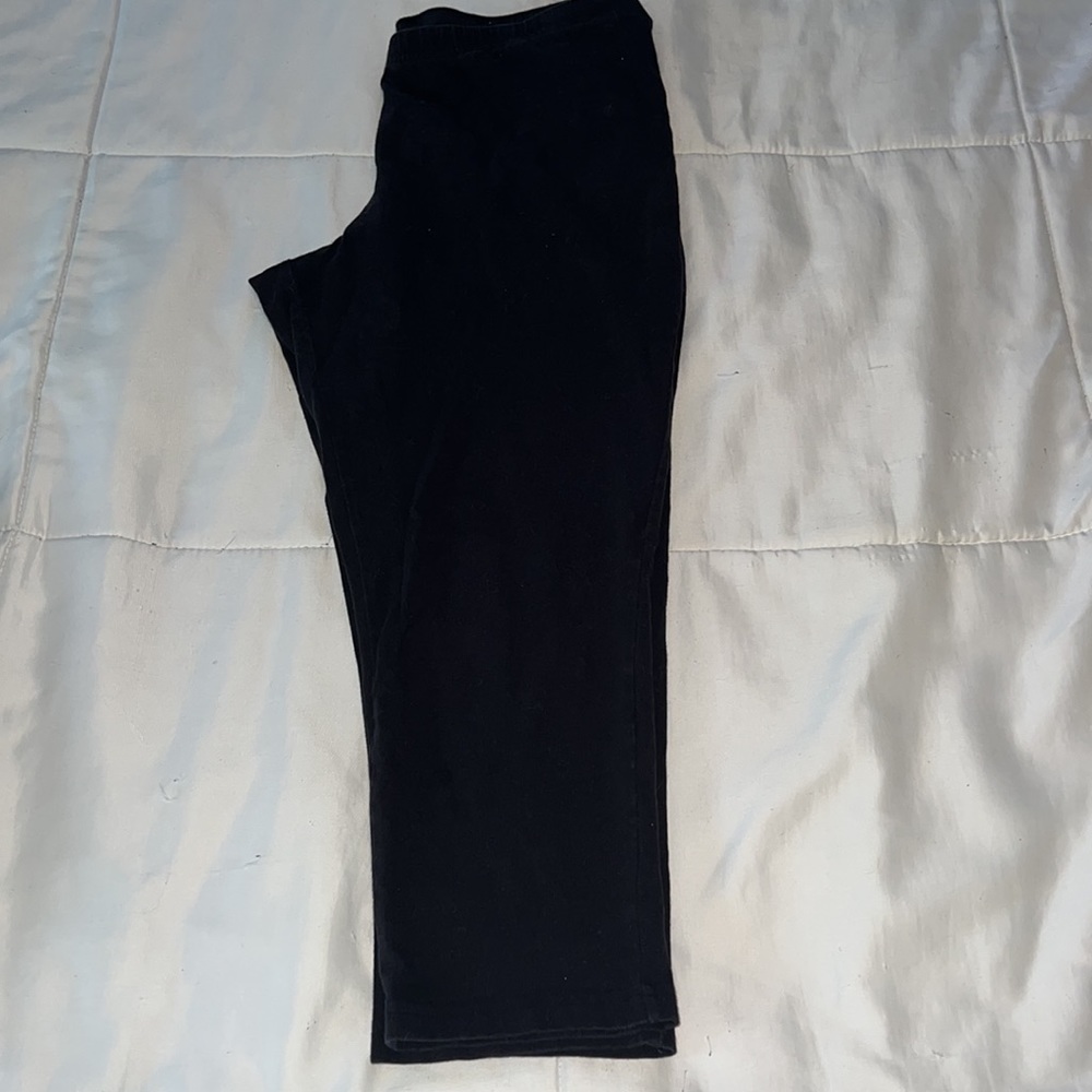 🖤New York & Co black cropped leggings. Size L🖤 - Picture 2 of 7